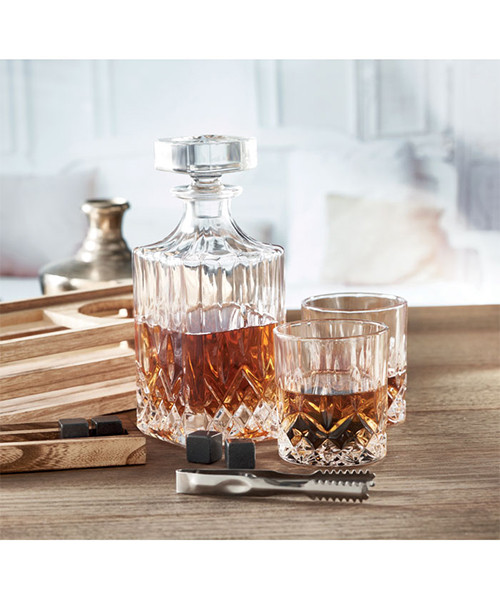 Luxury whiskey set

